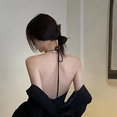 日落在霓虹灯